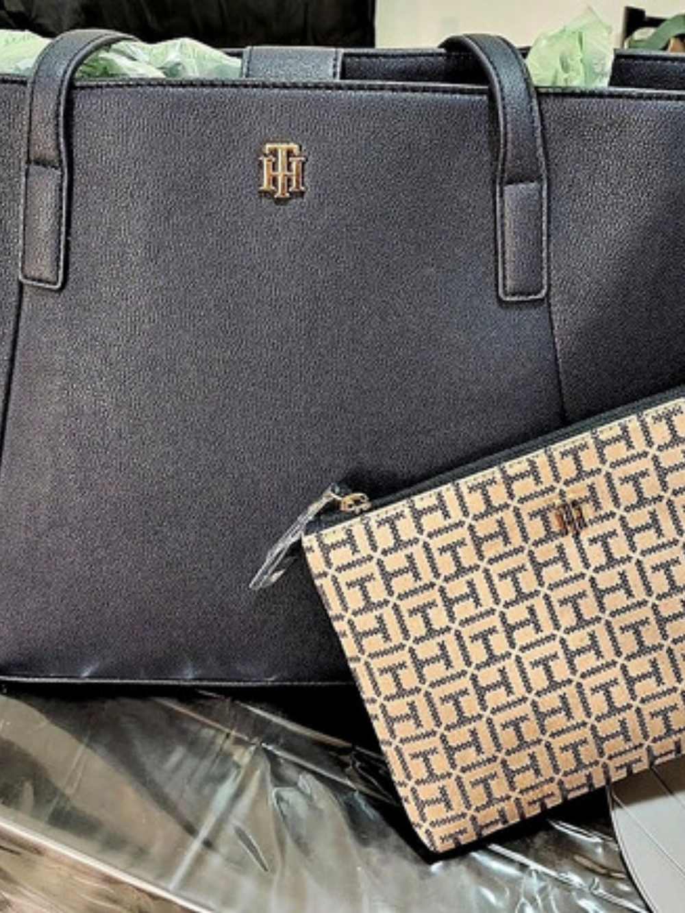 Tommy Hilfiger Icon Monogram Tote Bag Black & Beige